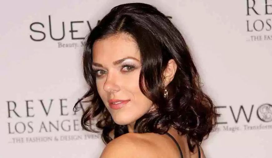 Adrianne Curry Net Worth