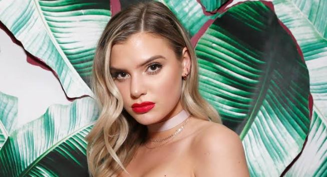 Alissa Violet Net Worth