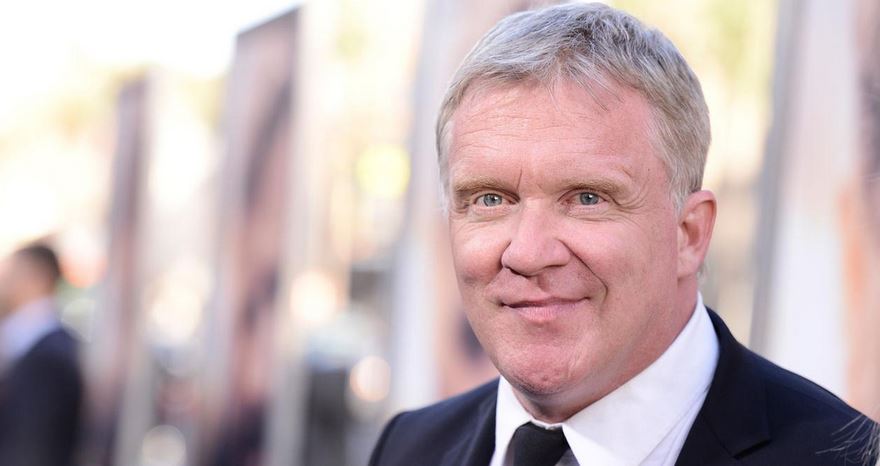 Anthony Michael Hall Net Worth