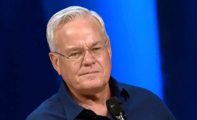 Bill Hybels Net Worth