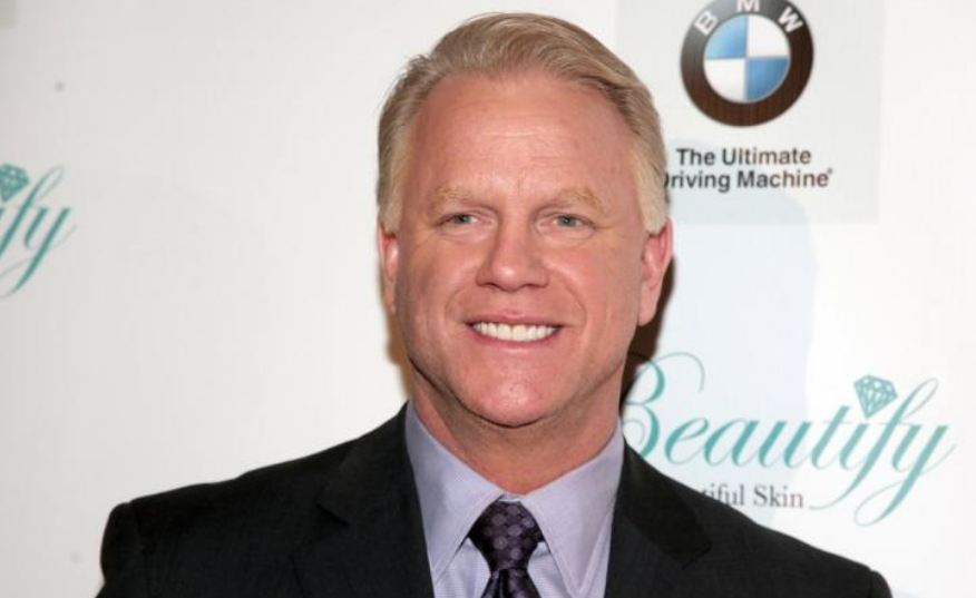 Boomer Esiason Net Worth