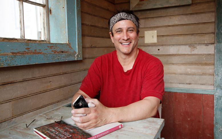 Bronson Pinchot Net Worth