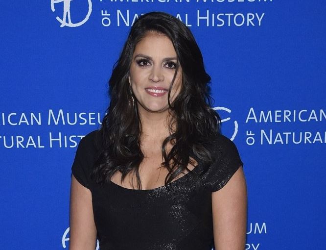 Cecily Strong