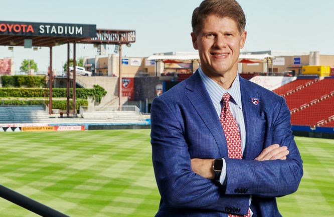 Clark Hunt