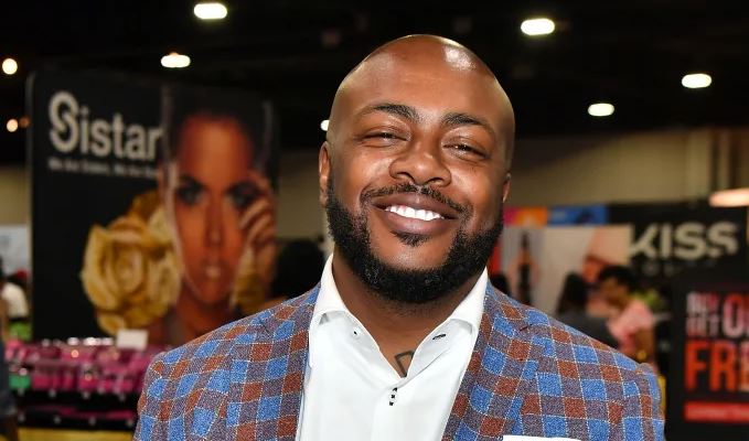 Dennis McKinley Net Worth