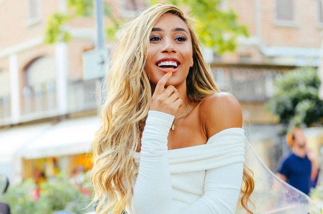 Eva Gutowski Net Worth