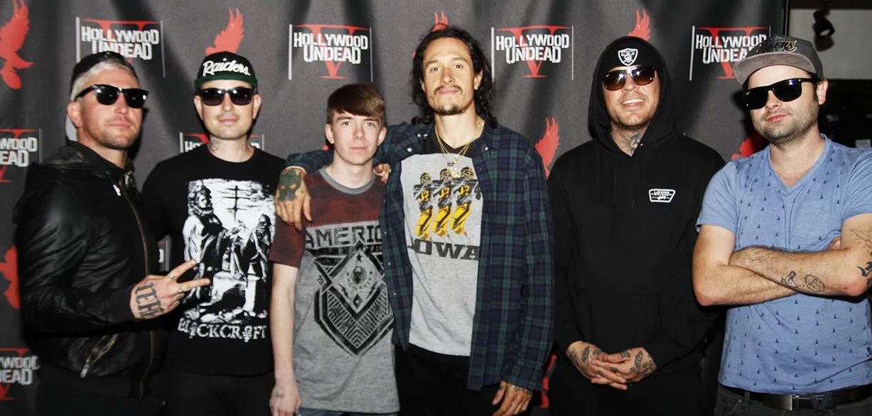 Hollywood Undead