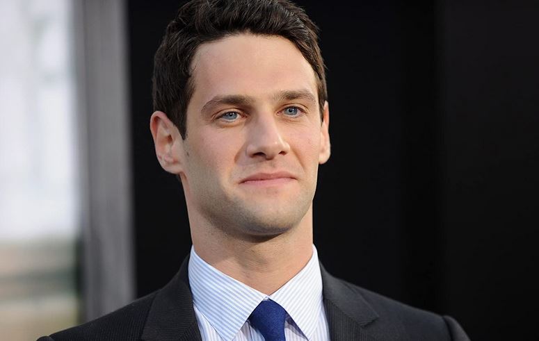 Justin Bartha