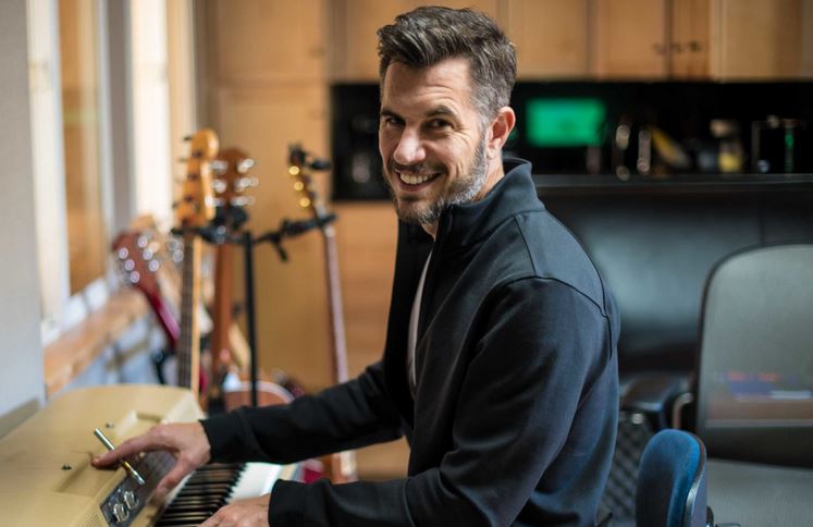 Nick Hexum Net Worth