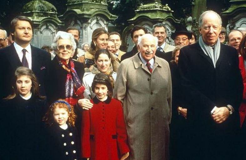 biography of rothschild family