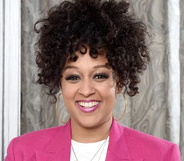 Tia Mowry